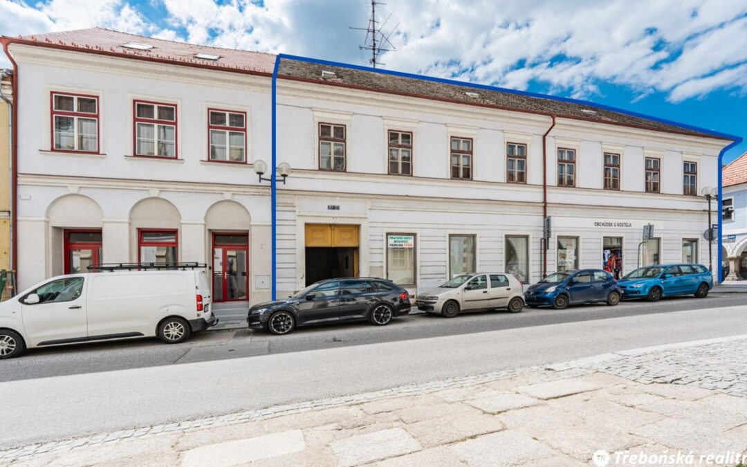 Prodej komerčního domu v historickém centru Třeboně