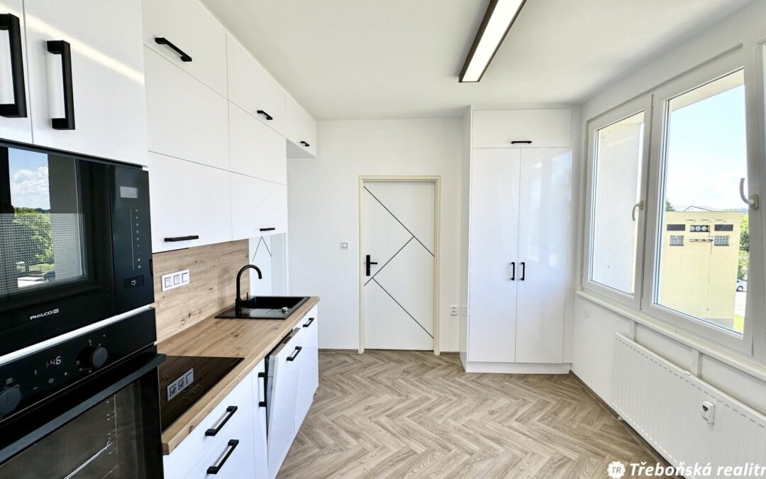 Pronájem bytu 2+1 s balkonem Veselí nad Lužnicí