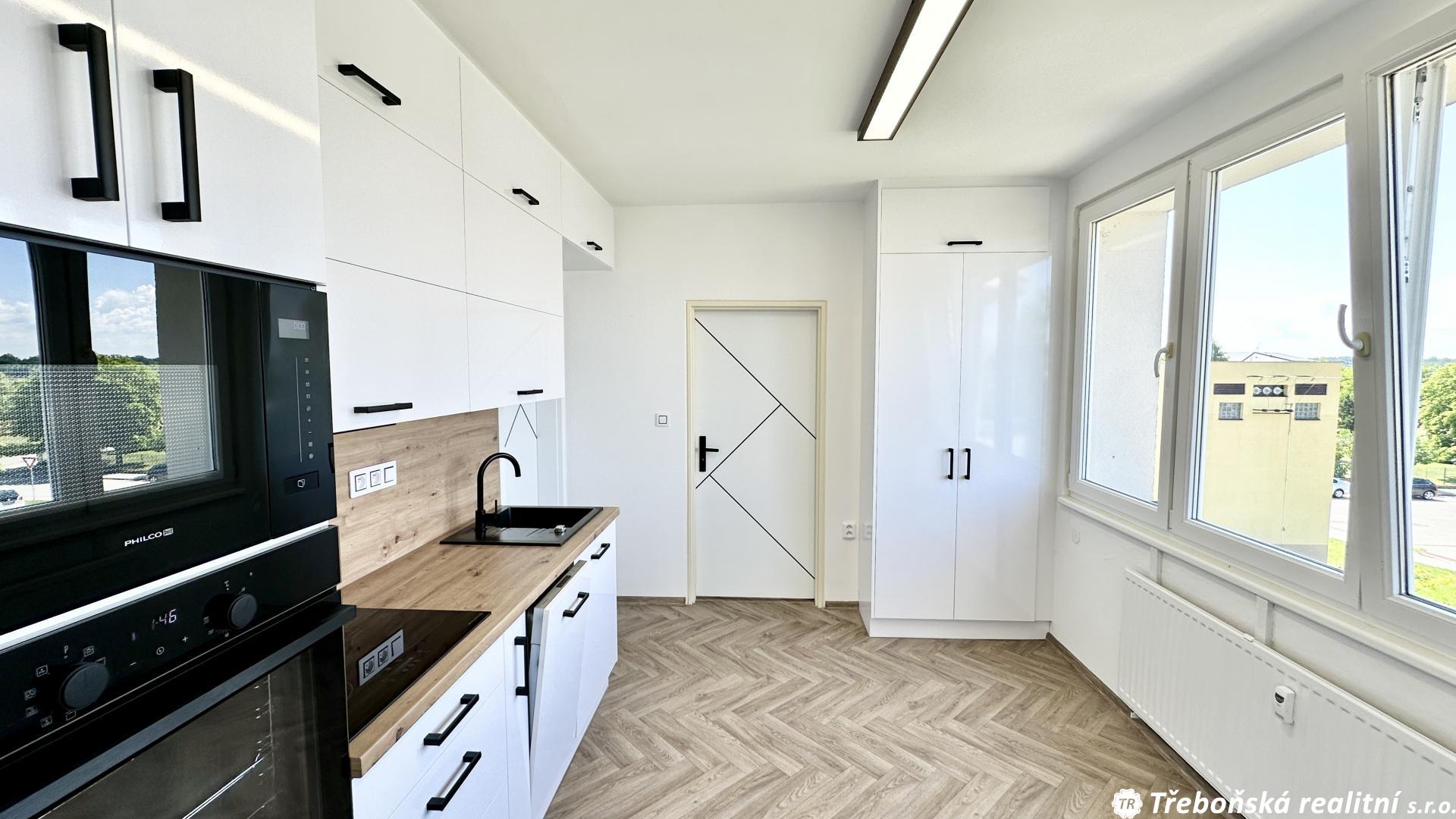 1753186378_Vf3W2xQo7J