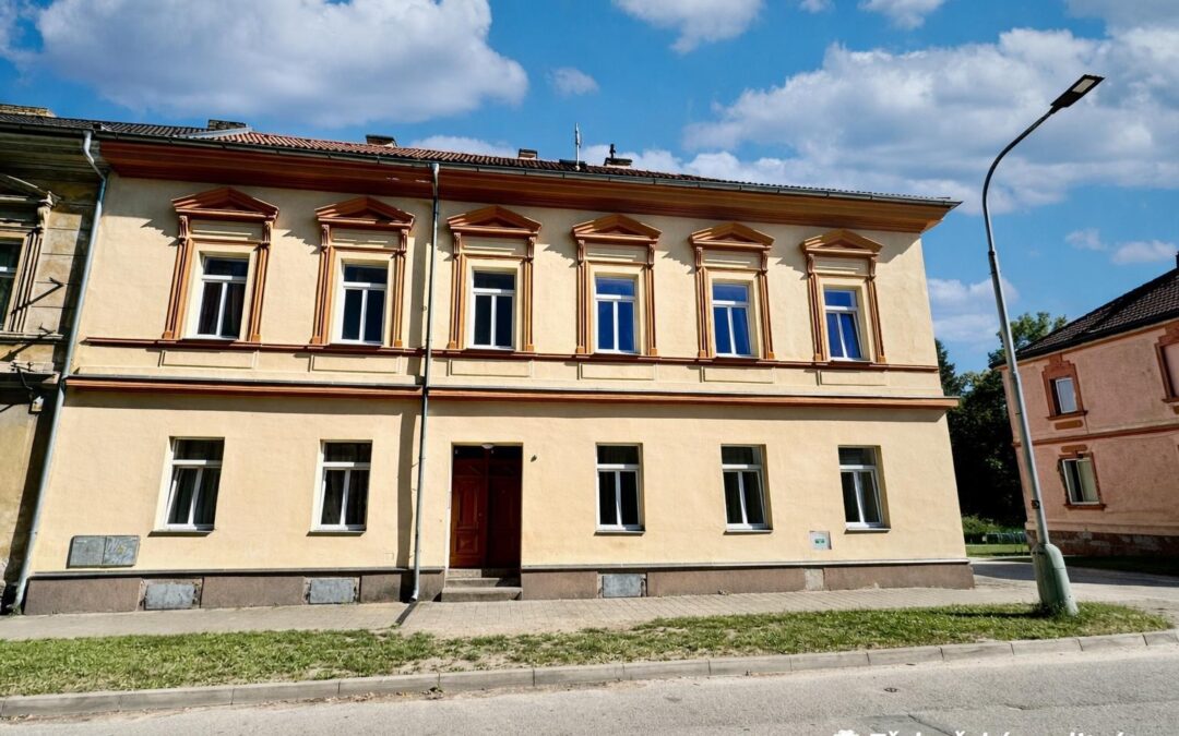 Prodej bytového domu České Velenice